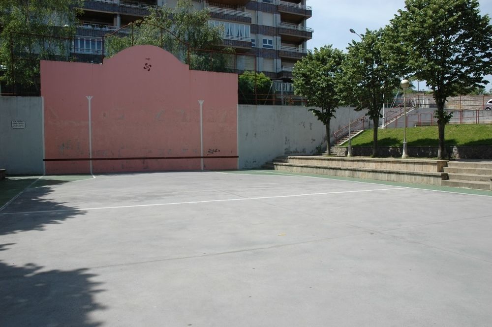 Albergue Trinkete Etxea Lekeitio Exterior photo